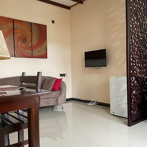 River Breeze Villa Bentota